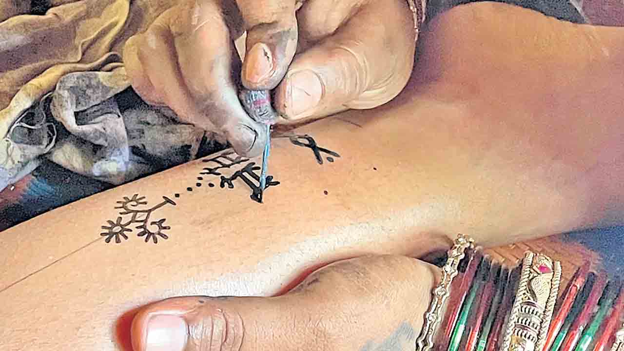 Tattoo | టాటూతో బ్లడ్‌ క్యాన్సర్‌ ముప్పు