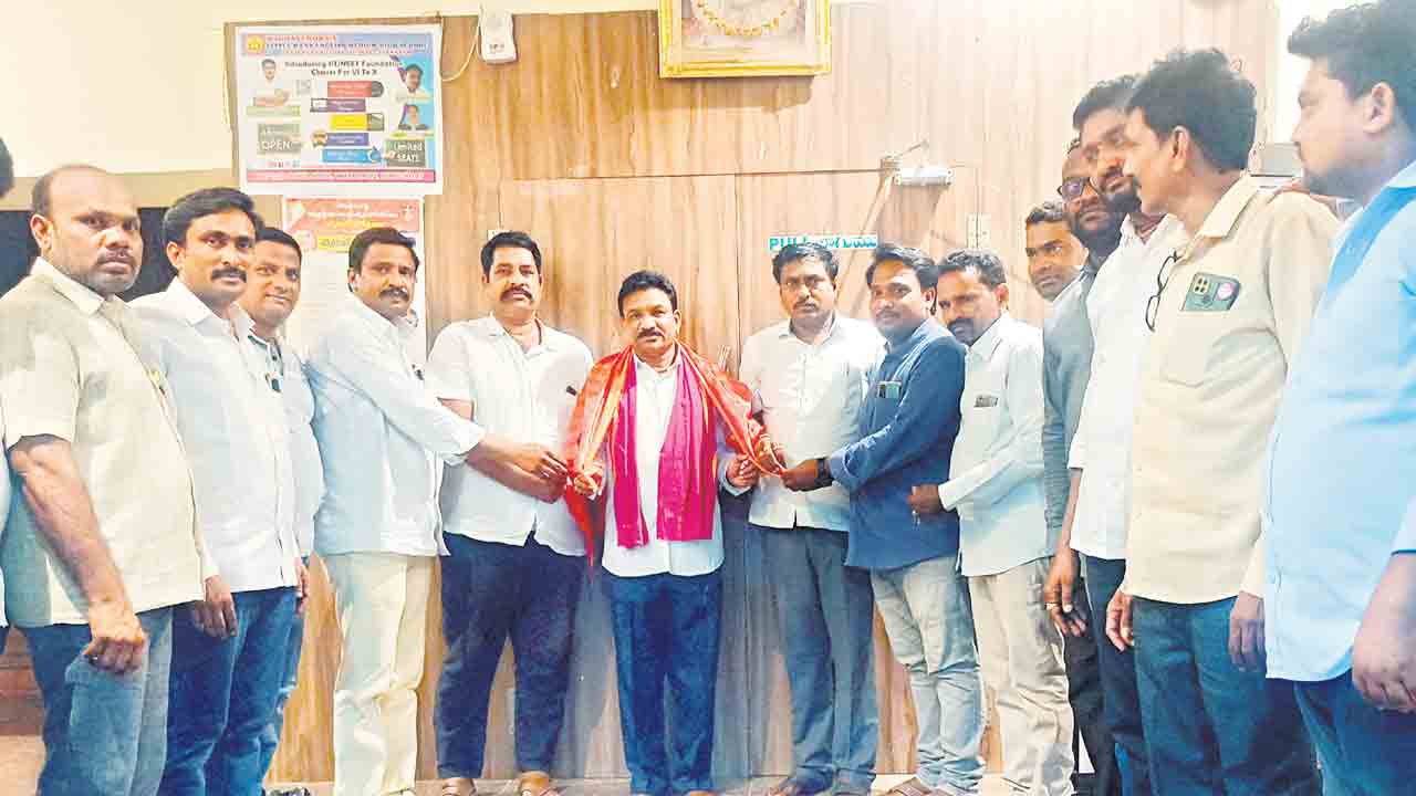 బీఆర్‌ఎస్‌ను గెలిపించాలి