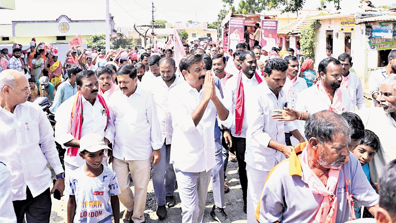 మోసపూరిత కాంగ్రెస్‌, బీజేపీలను నమ్మొద్దు