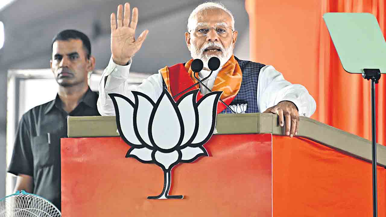 PM Modi | తెలంగాణలో ట్రిపుల్‌ఆర్‌ ట్యాక్స్‌.. ఐదు నెలల్లోనే కాంగ్రెస్‌ అవినీతి: ప్రధాని మోదీ