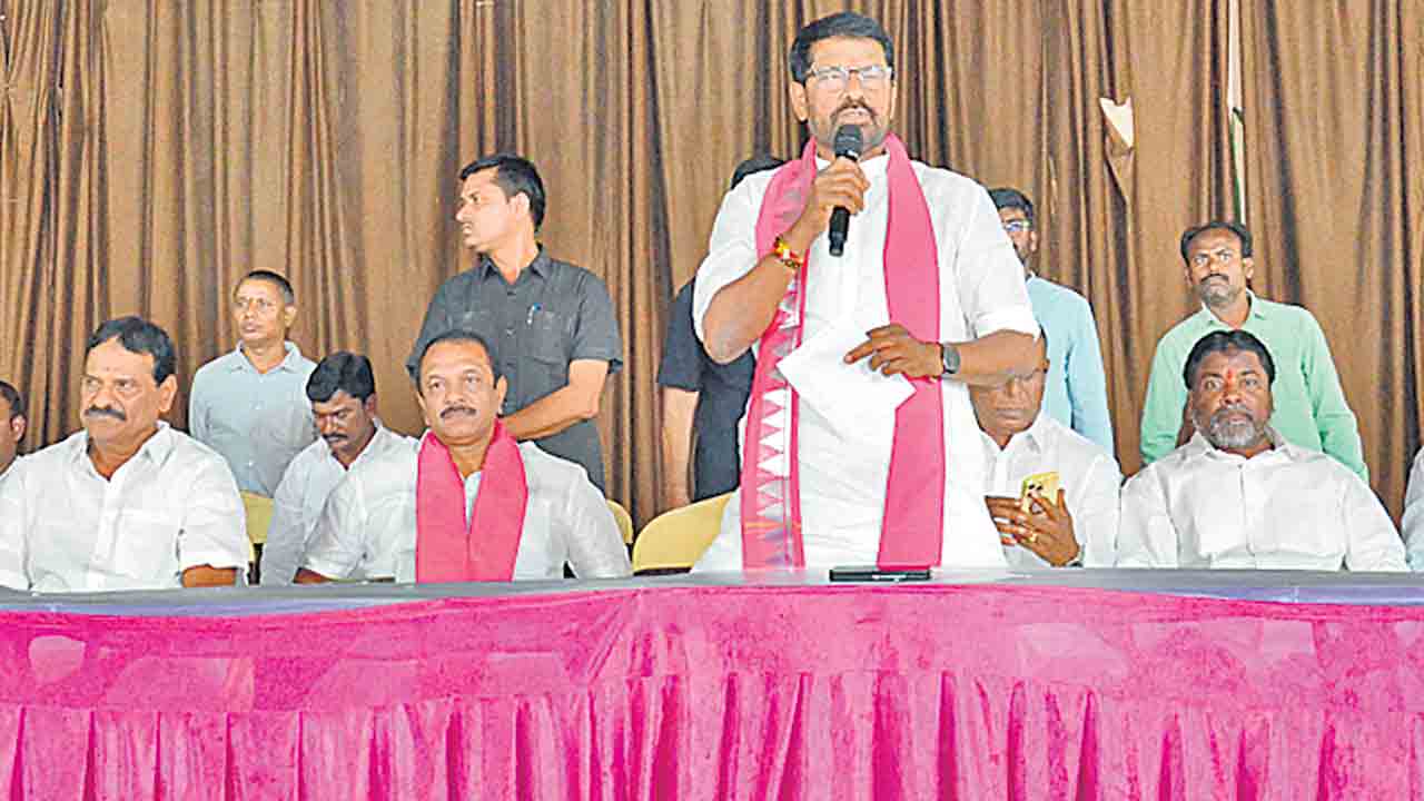 కాంగ్రెస్‌, బీజేపీ అభ్యర్థుల ఓట్లెక్కడ?