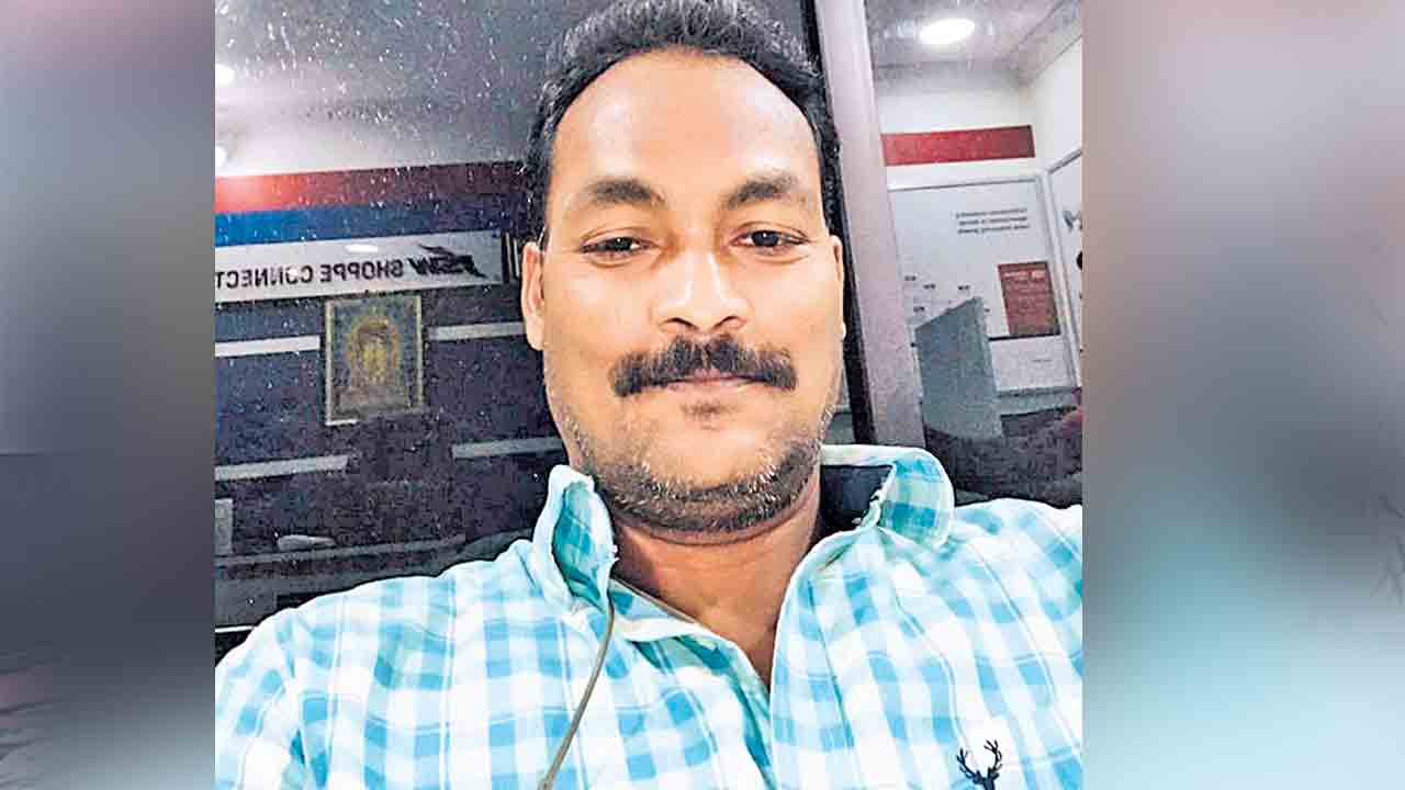 మరణించినా.. జీవించాడు