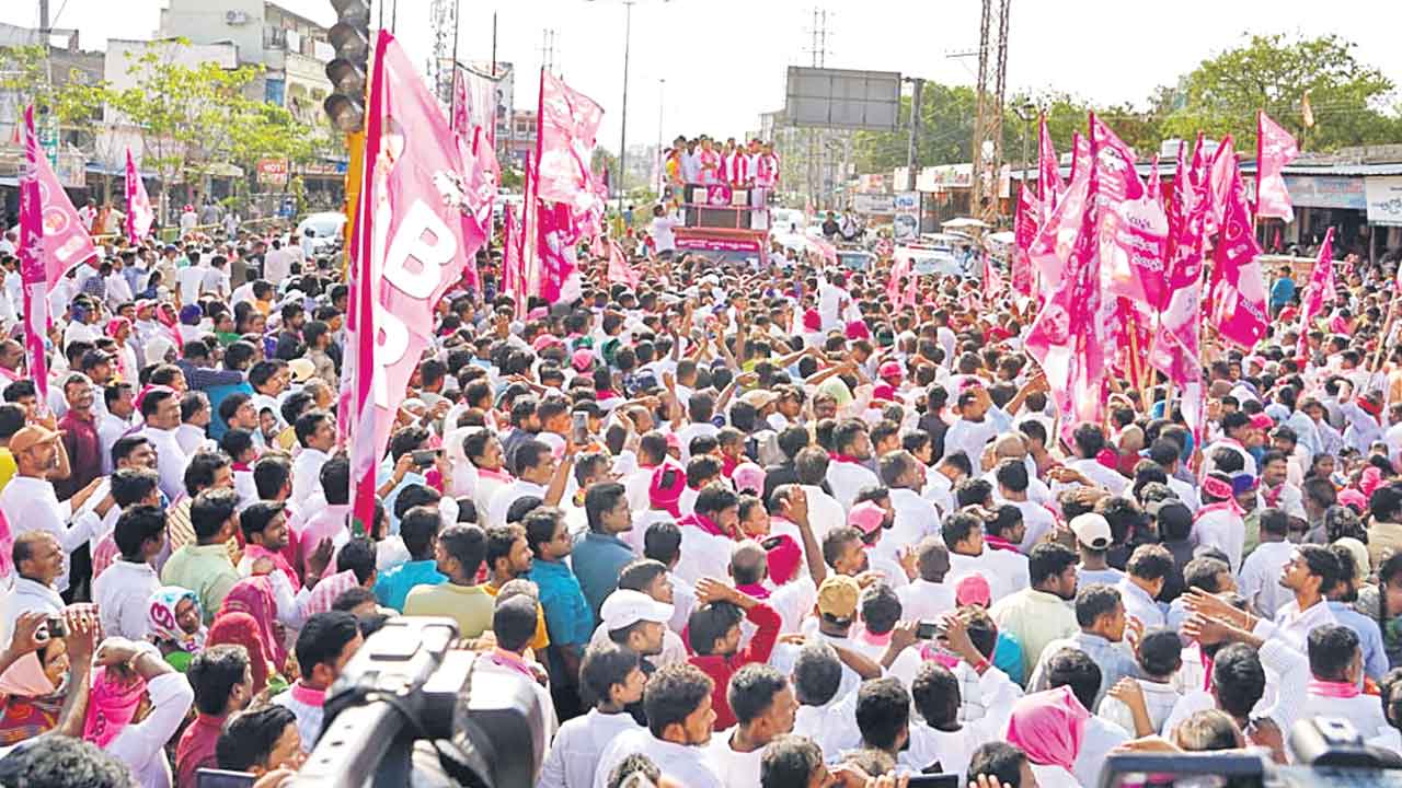 కాంగ్రెస్‌, బీజేపీలను తరిమికొట్టాలి