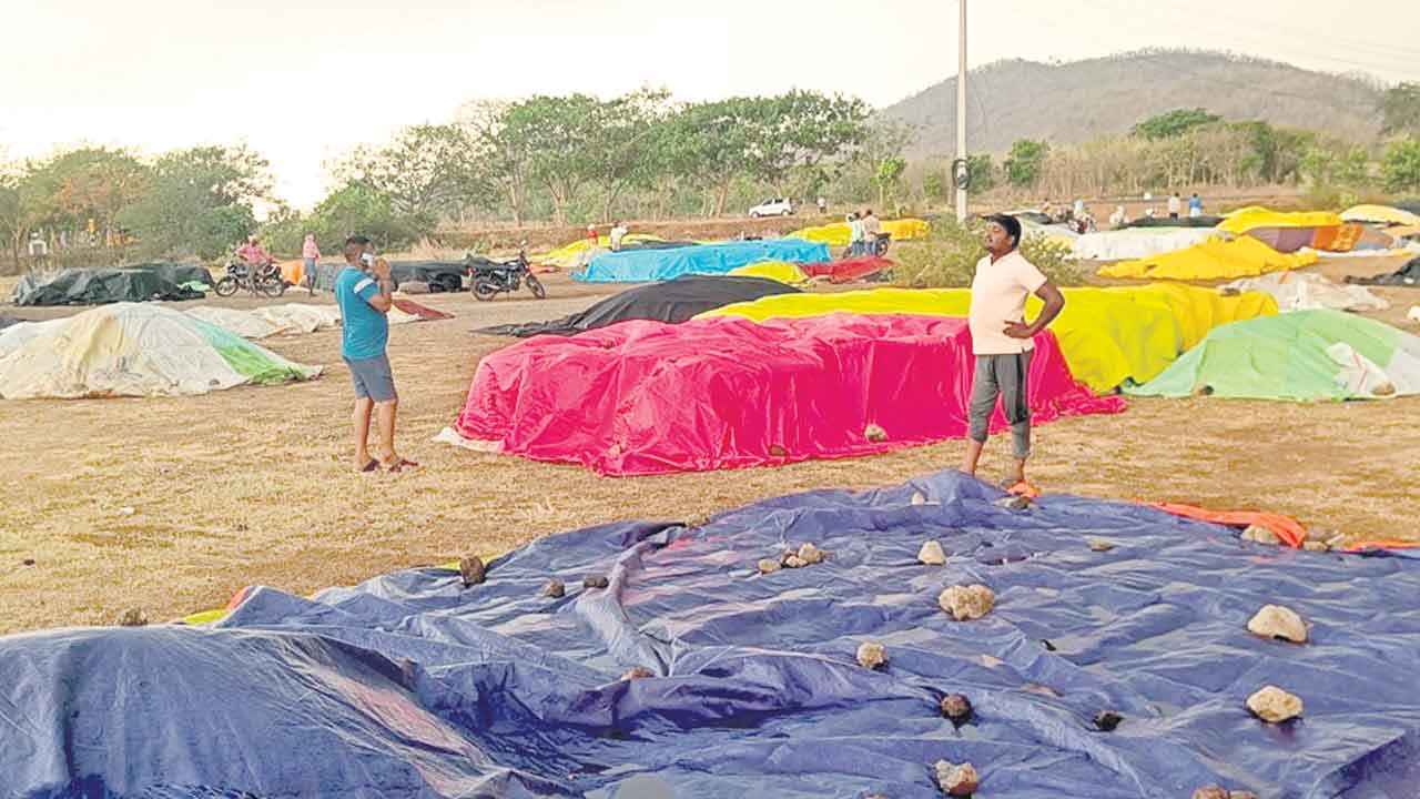 రైతన్న ఆగమాగం