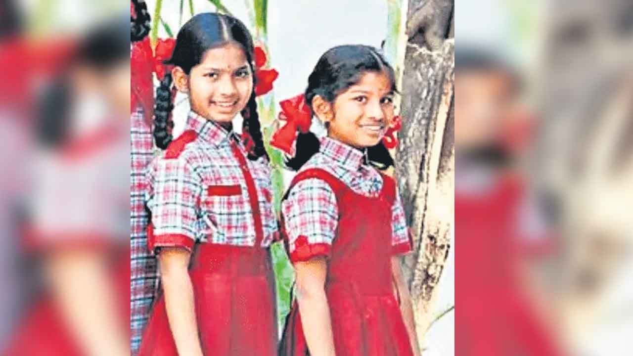 స్కూల్‌ యూనిఫారాలు అందేనా?