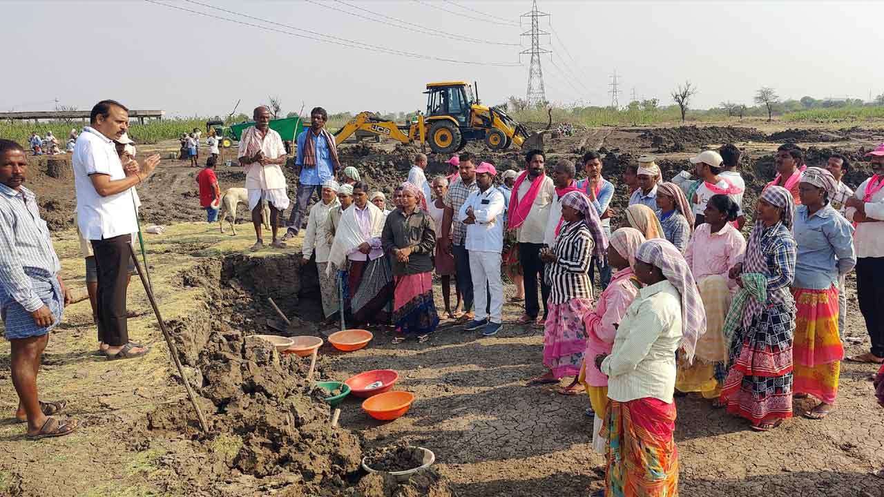 మన్నె శ్రీనివాస్‌రెడ్డిని గెలిపించుకుందాం