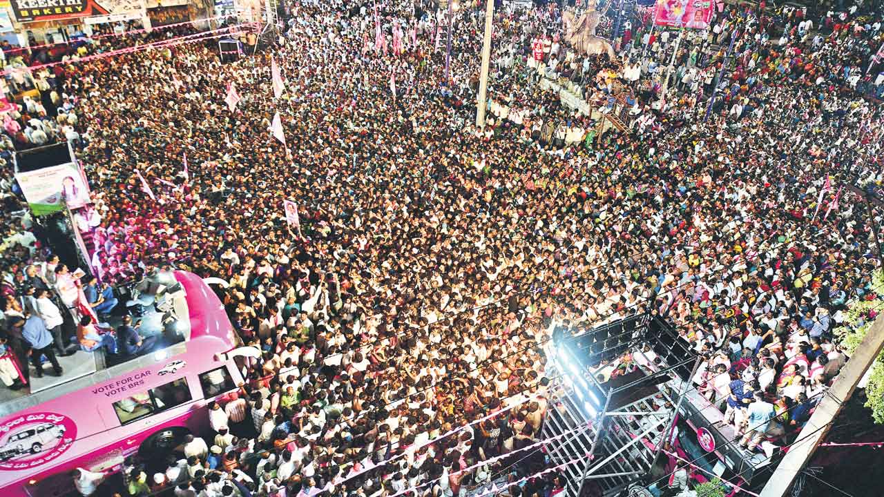 కేసీఆర్‌ పర్యటనలో పవర్‌కట్‌