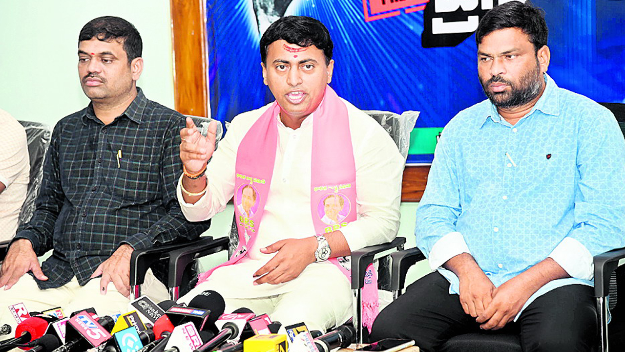 హామీలు నెరవేర్చేదాకా పోరాడుతా