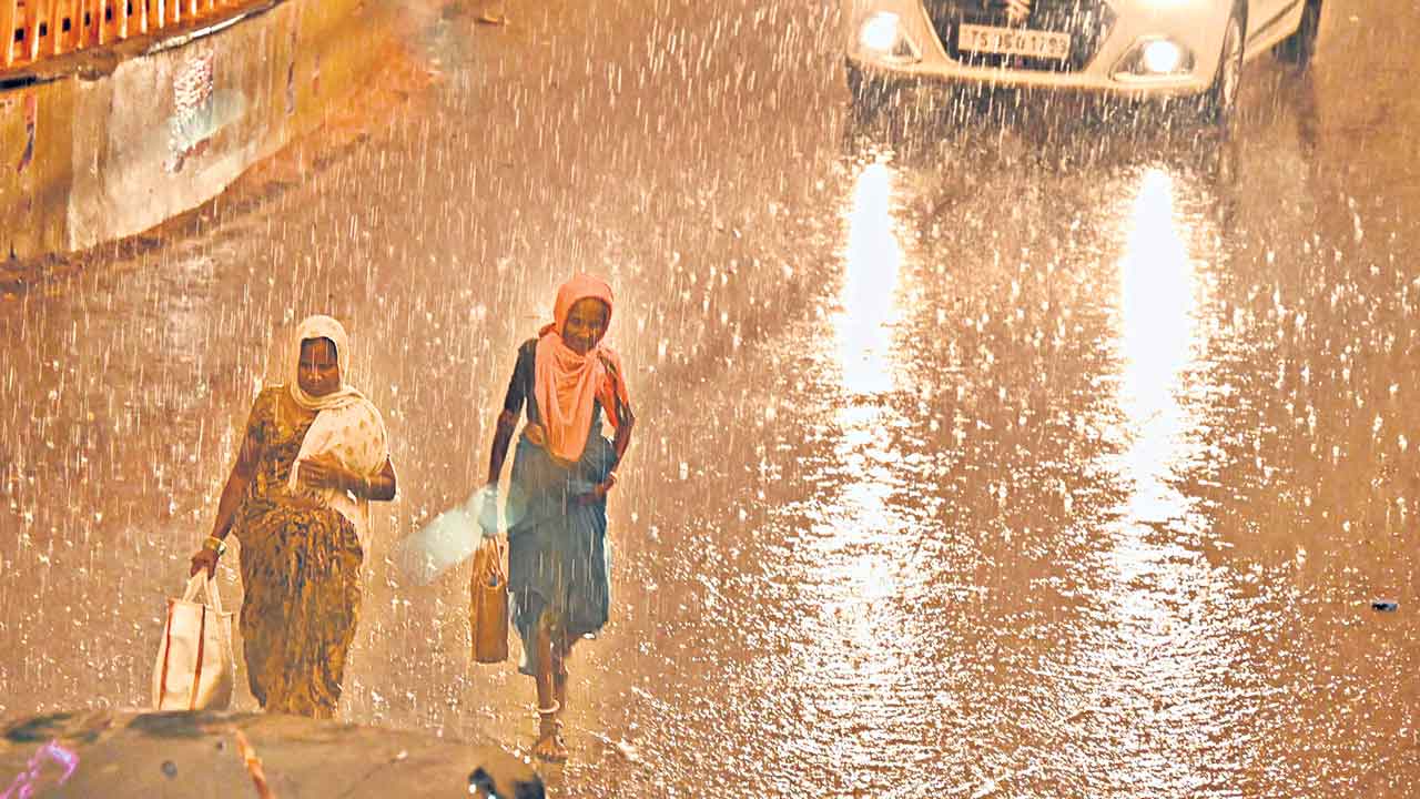 Rain Alert | ఐదు రోజులు వర్ష సూచన.. పలు జిల్లాలకు ఆరెంజ్‌ హెచ్చరికలు