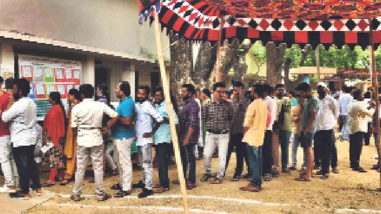 ప్రశాంతంగా పోలింగ్‌