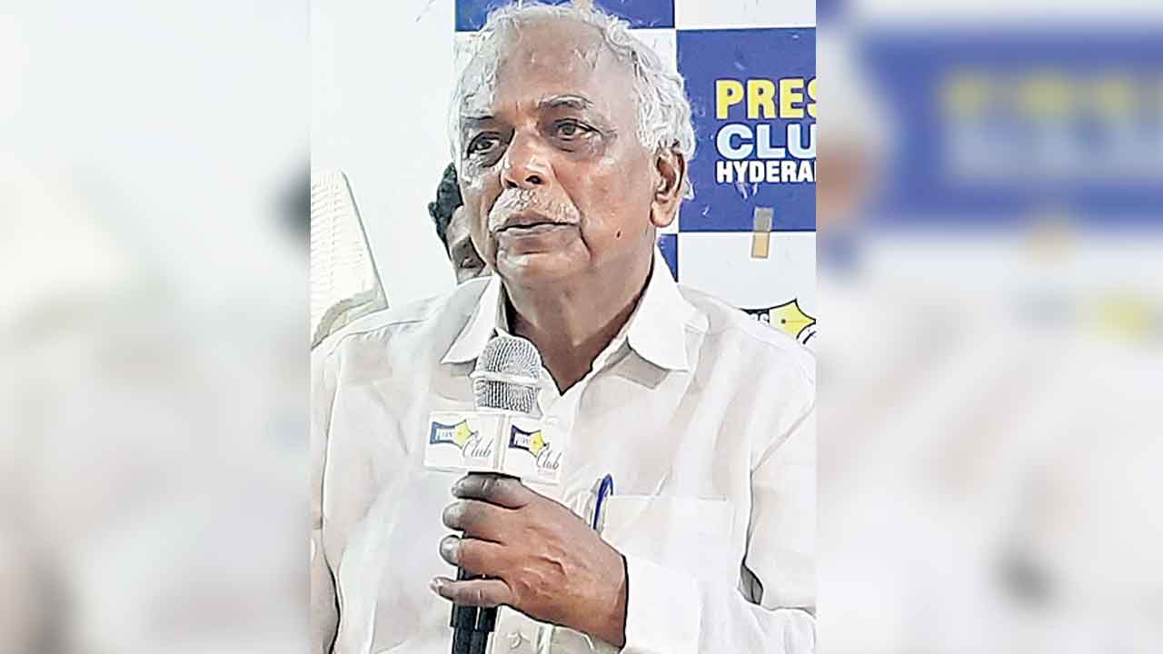 దశాబ్ది వేడుకలు జరిపే అర్హత రేవంత్‌కు లేదు