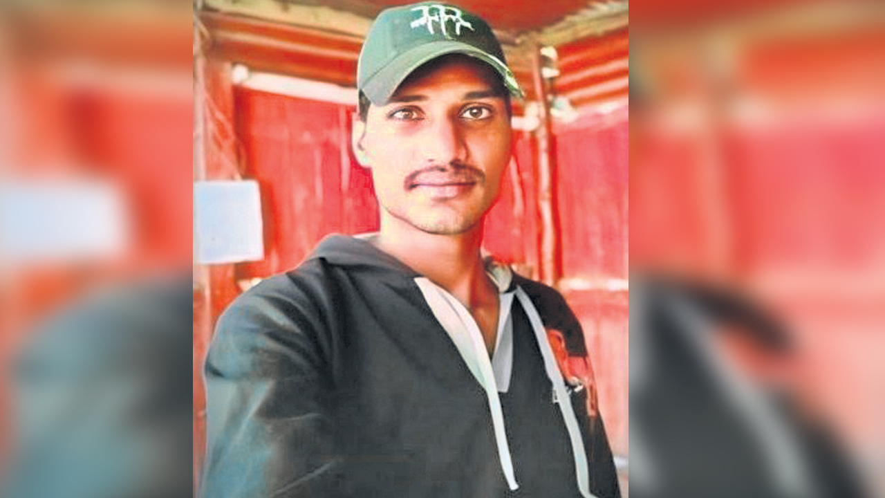 మరో ఆటోడ్రైవర్‌ ఆత్మహత్య