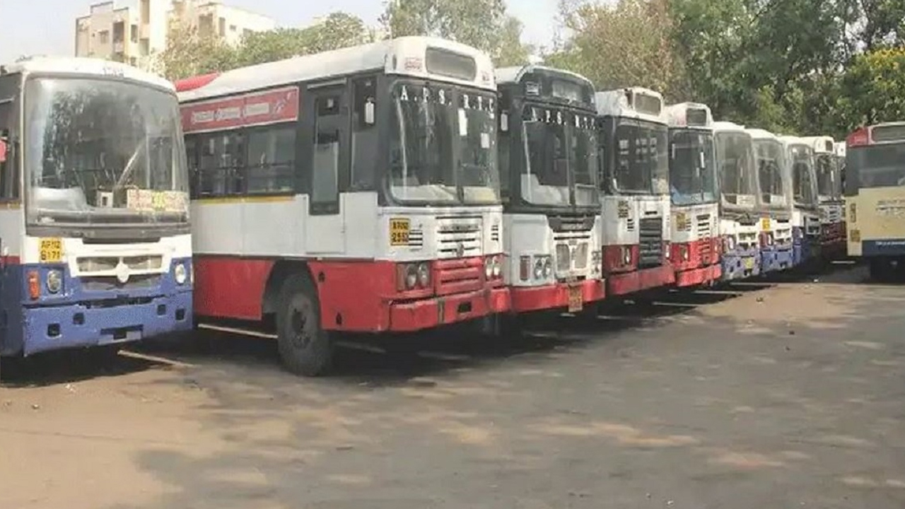 TSRTC | డోలాయమానం ఆర్టీసీ విలీనం.. ఊసే ఎత్తని కాంగ్రెస్‌ సర్కారు