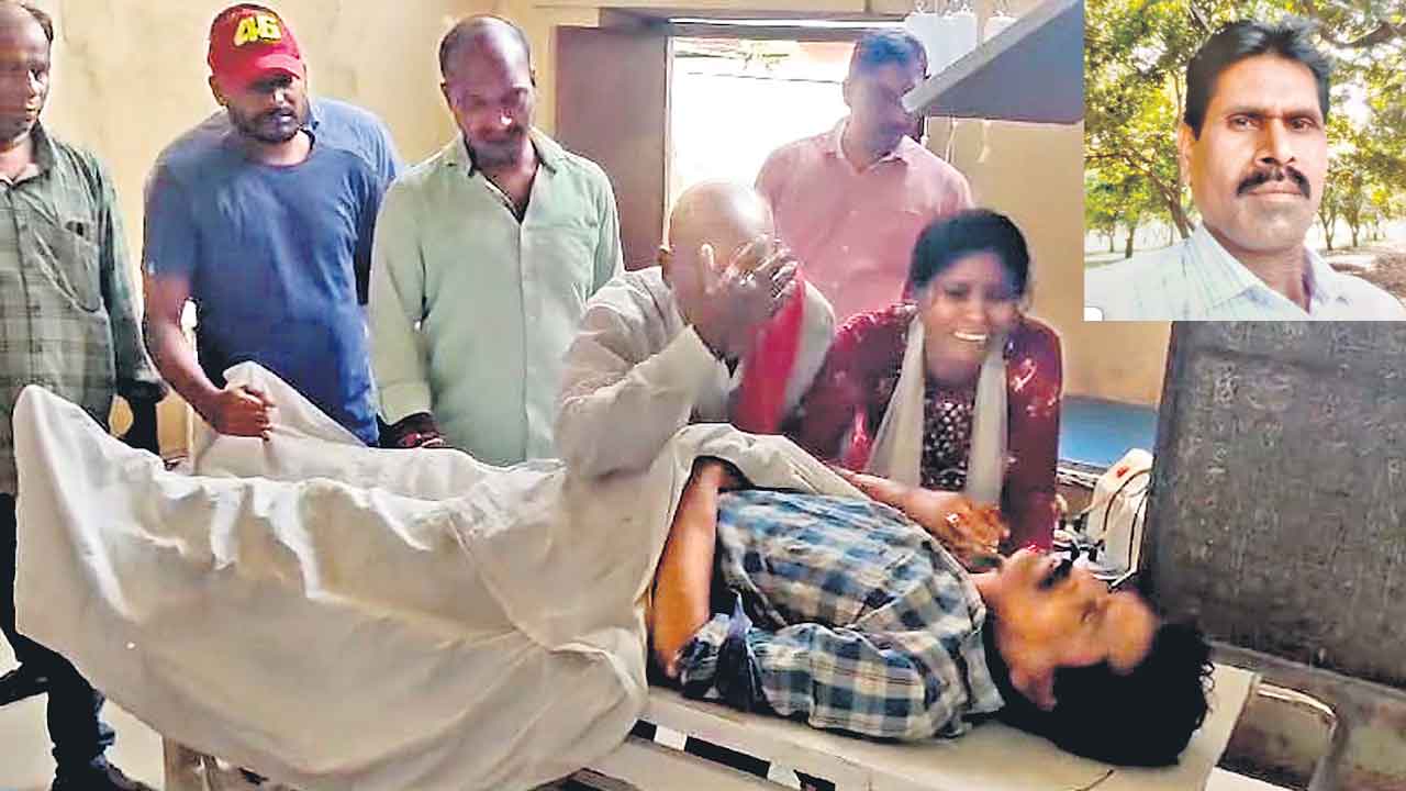 Driver died | జీతాల్లేక ఒత్తిడి.. 104 డ్రైవర్‌ హఠాన్మరణం