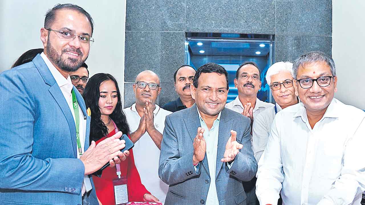 కంట్రోల్‌ఎస్‌’ మరో డాటా సెంటర్‌