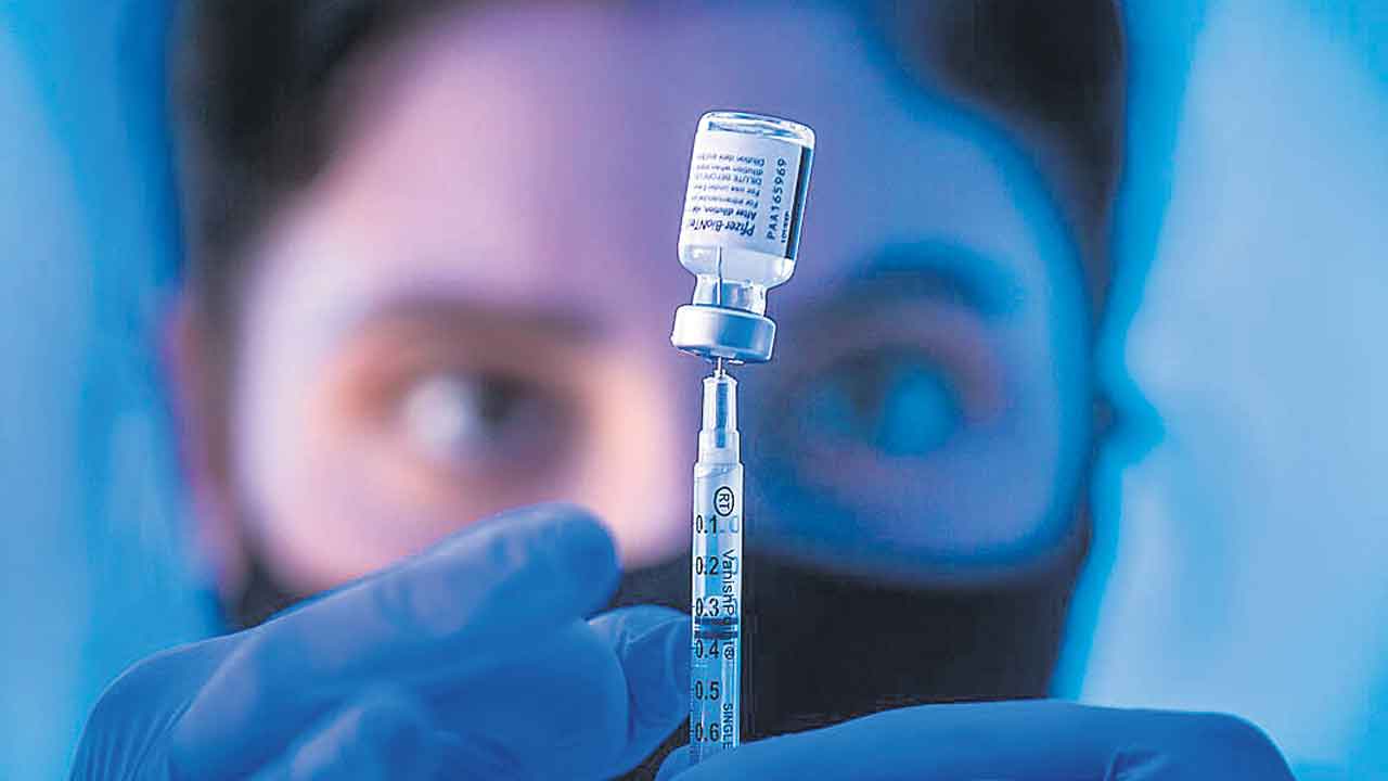 Corona Vaccine | అన్ని కరోనా వైరస్‌లకు ఒకే వ్యాక్సిన్‌!