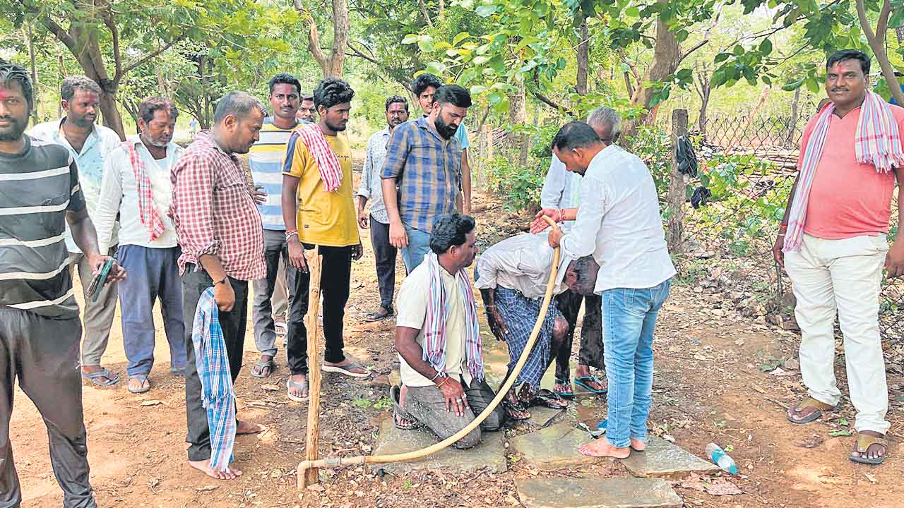 కరెంట్‌ కోత అంత్యక్రియలకు వ్యథ