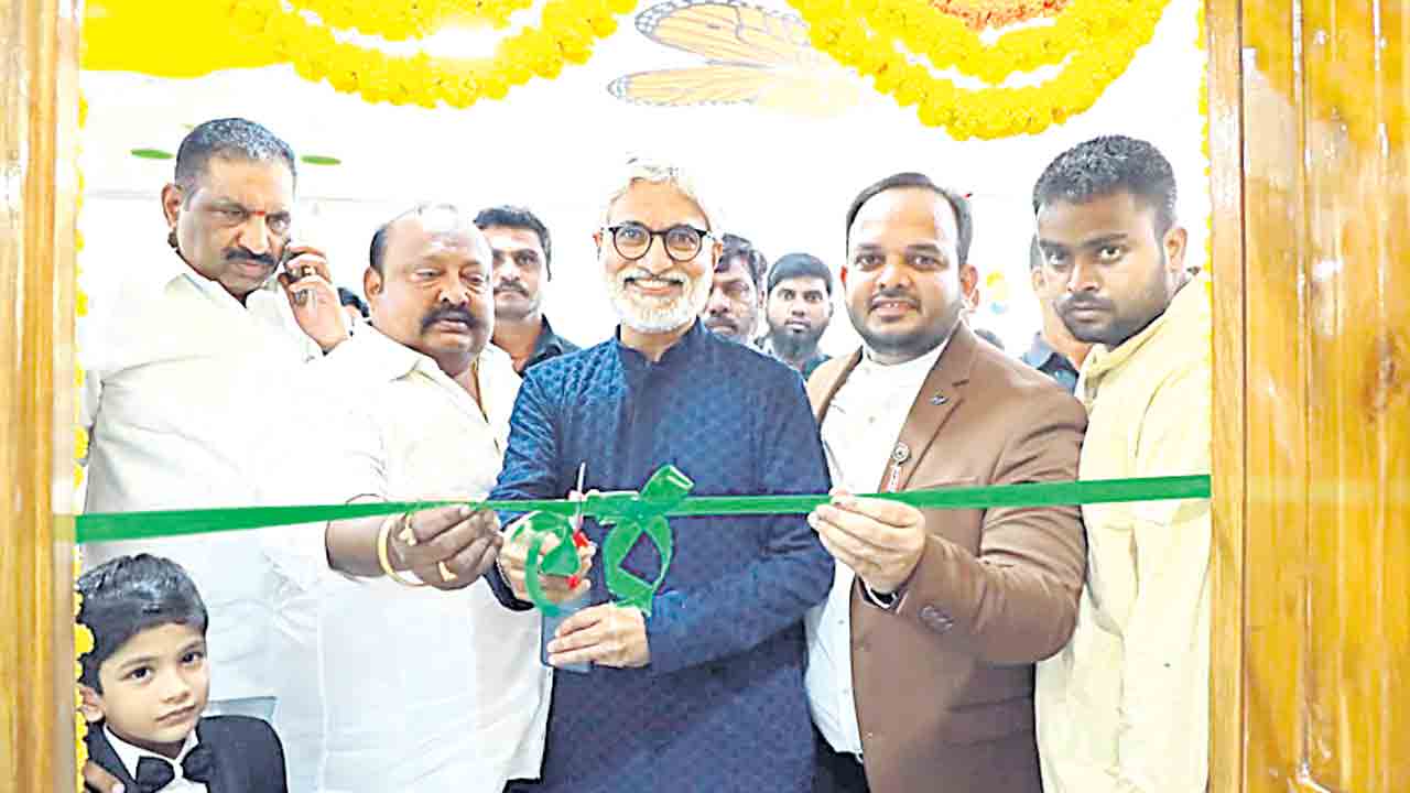 అట్టహాసంగా లక్ష్‌ ఇంటర్నేషనల్‌ సూల్‌ ఐదో బ్రాంచ్‌ ప్రారంభోత్సవం