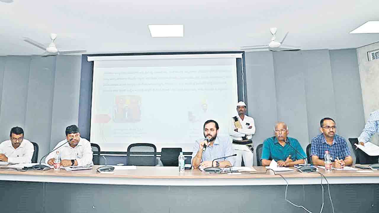 పాఠశాలల మరమ్మతులు పూర్తవ్వాలి