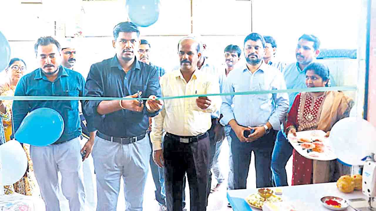 స్కూల్ యూనిఫాంలను నాణ్యతగా కుట్టాలి
