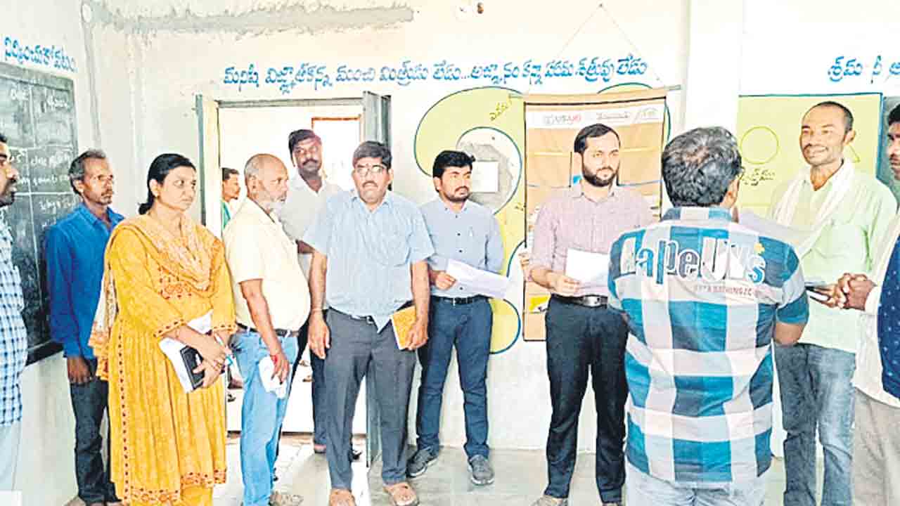 నకిలీ విత్తనాలు అమ్మితే కఠిన చర్యలు