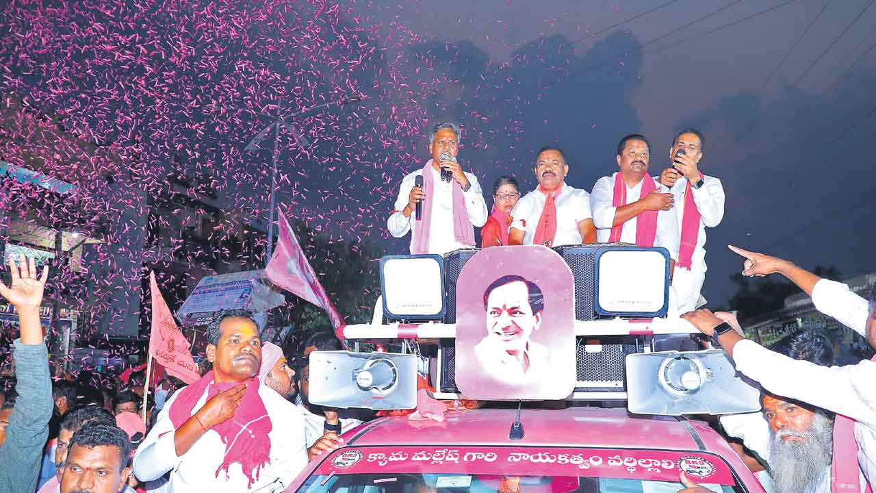 చేర్యాల రెవెన్యూ డివిజన్‌ సాధిస్తాం