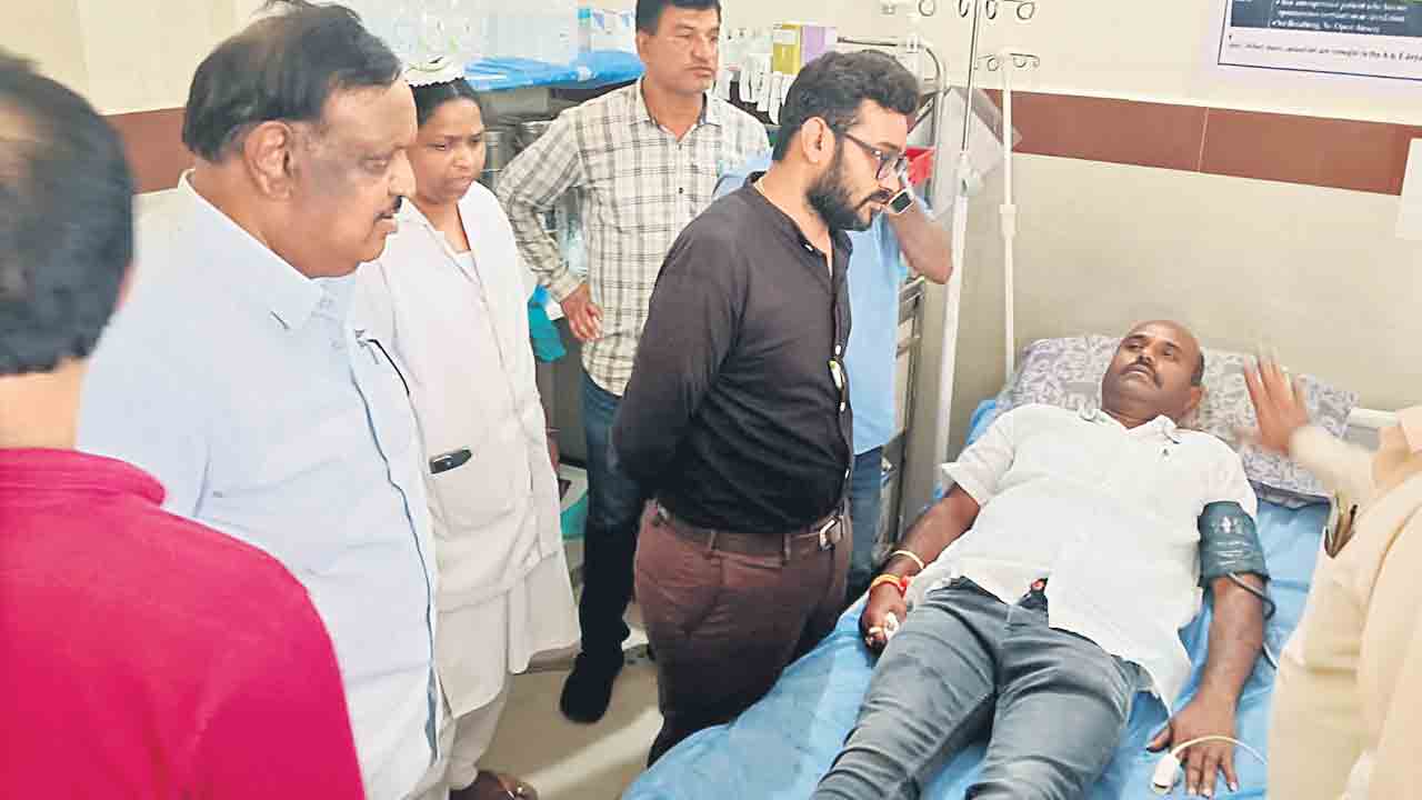 బీఆర్ఎస్ నాయకుడిపై కాంగ్రెస్ గూండాగిరి