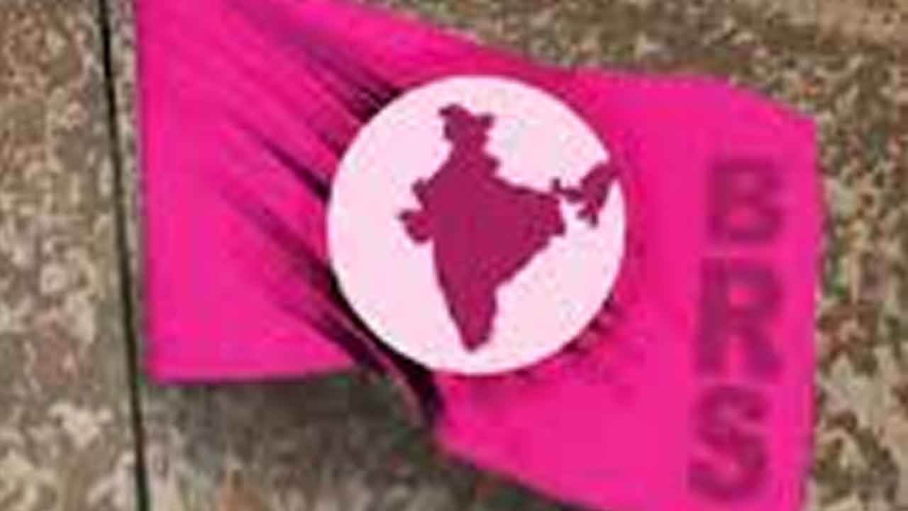 కవ్వంపల్లి భేషరతుగా క్షమాపణలు చెప్పాలి