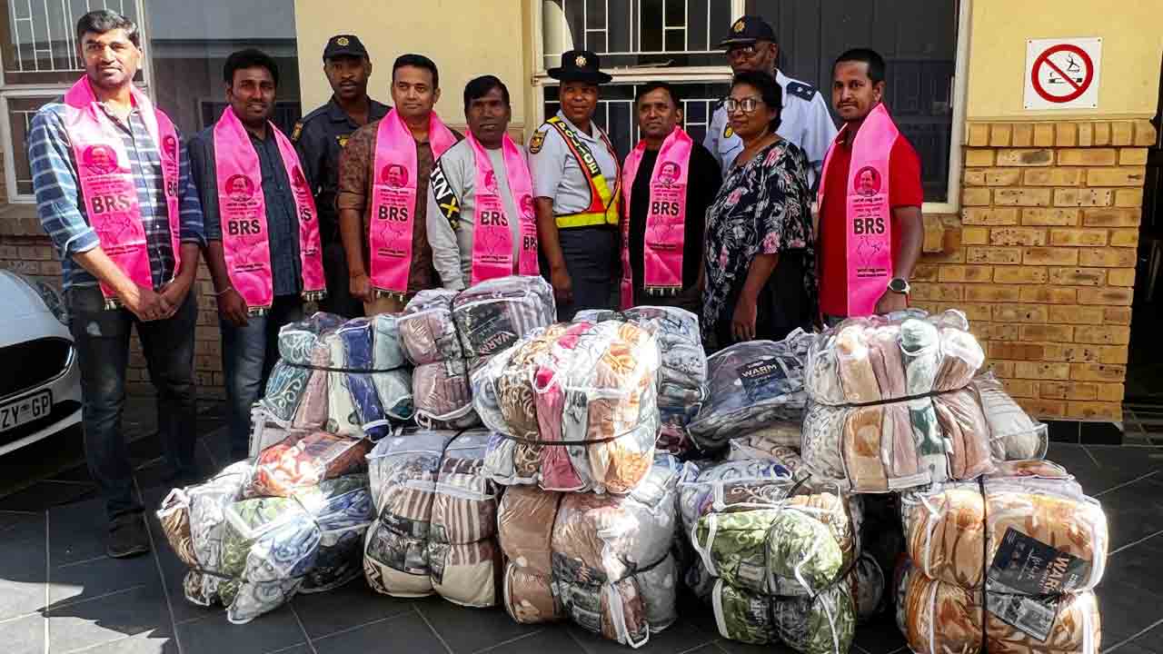 BRS South Africa | సౌతాఫ్రికాలో పేద‌ల‌కు బీఆర్ఎస్ శాఖ ఆధ్వ‌ర్యంలో వింటర్ బ్లాంకెట్ డ్రైవ్..!