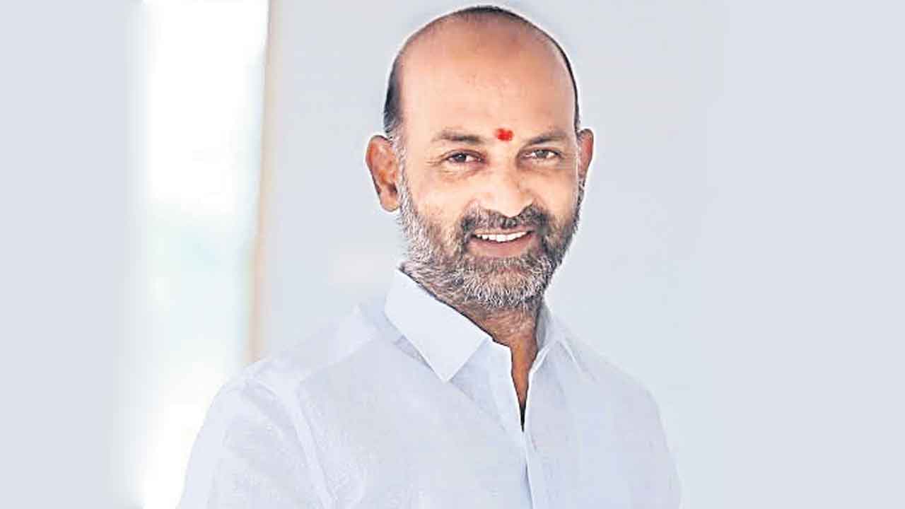 గ్యారెంటీల అమలు చేతగాకే తెరపైకి స్థానిక పోరు