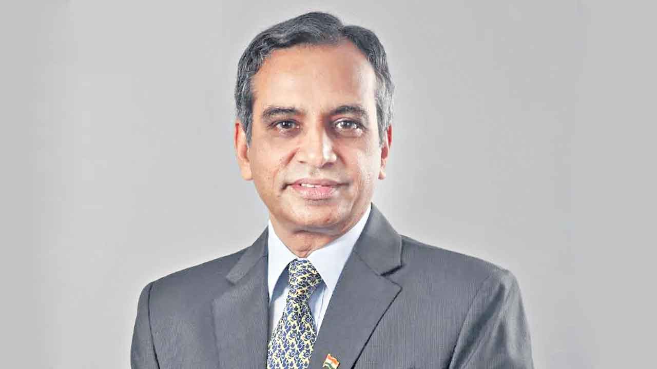 Hyderabad Metro | మెట్రో రైల్‌ ఫర్‌ సేల్‌.. ఫ్రీ బస్సు వల్ల మేం మెట్రోను నడపలేం: ఎల్‌అండ్‌టీ ప్రెసిడెంట్‌ శంకర్‌ రామన్‌