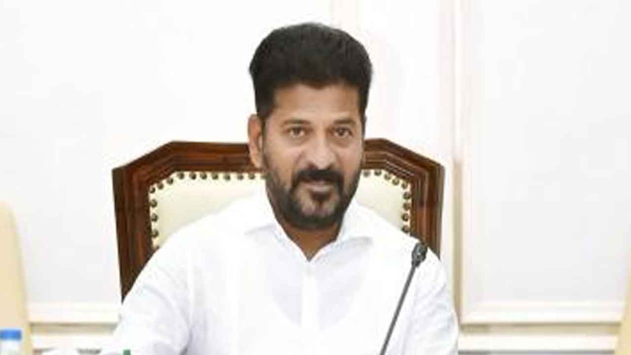 గ్రూప్స్‌ పరీక్షలన్నీ నవంబర్‌లో పెట్టాలి