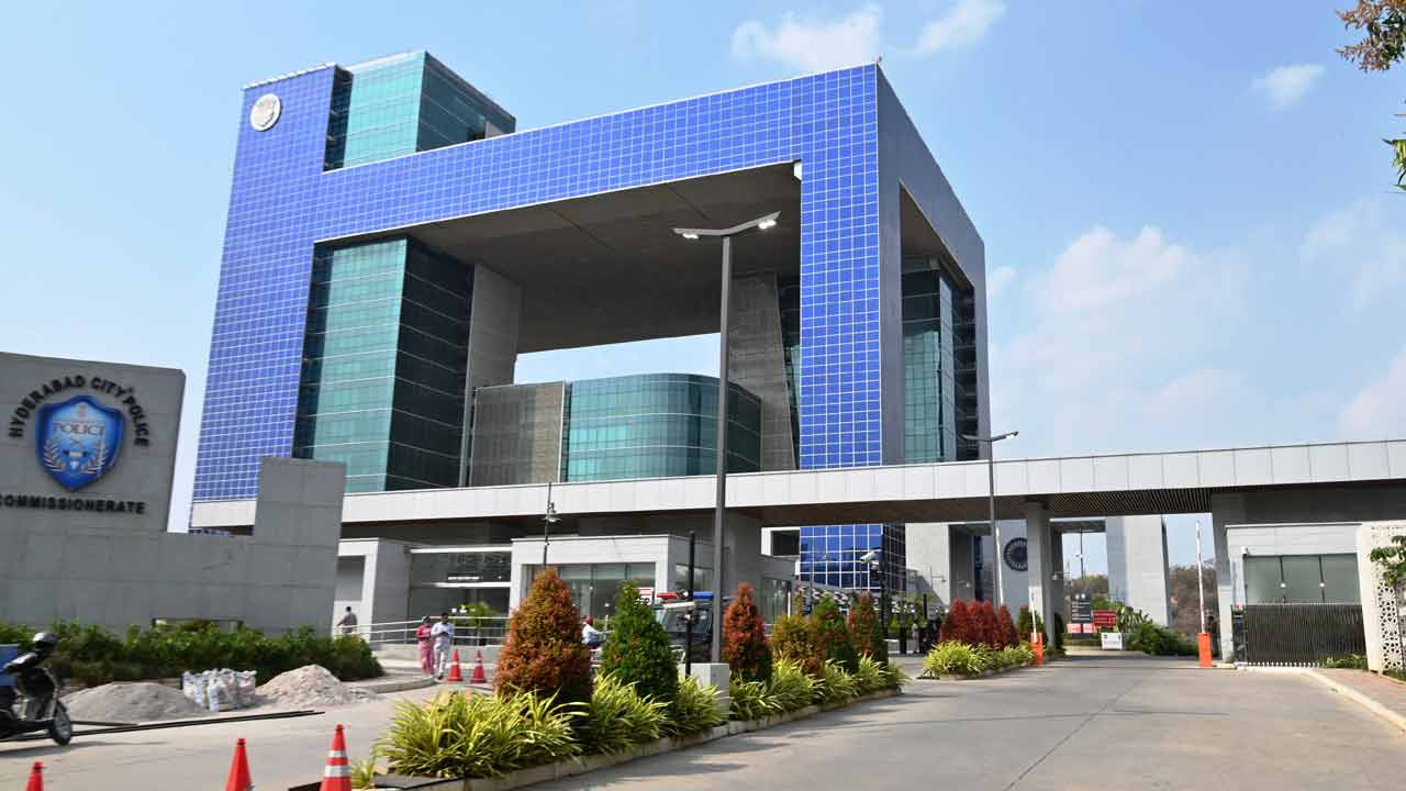 Telangana | తెలంగాణ పోలీస్‌ నం.1.. పదేండ్లలో మత ఘర్షణలు లేని రాష్ట్రంగా రికార్డు