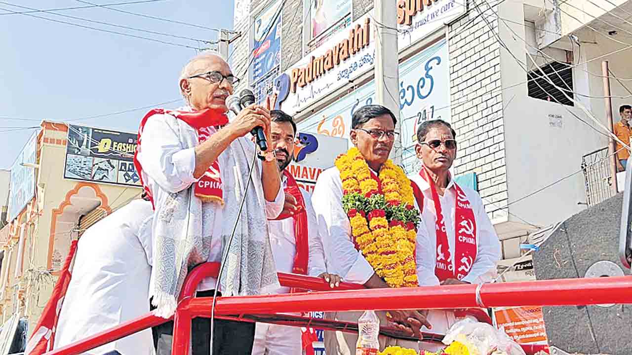 కాంగ్రెస్‌, బీజేపీలను ఓడించాలి