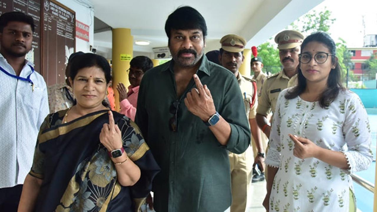 Lok Sabha Elections | ఓటుహక్కు వినియోగించుకున్న సినీ ప్రముఖులు