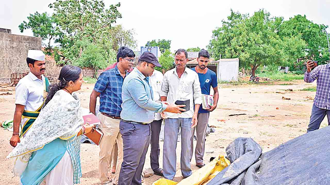 నెలాఖరులోగా కొనుగోళ్లు పూర్తి