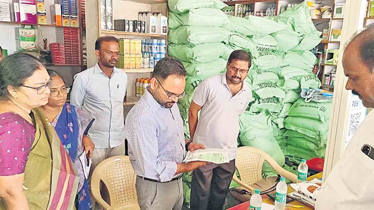 విత్తనాల కొరత లేకుండా చూడాలి