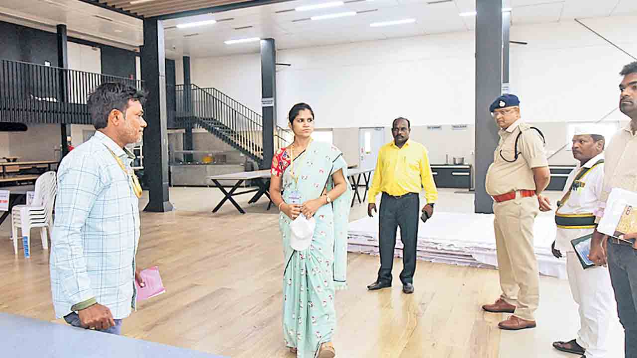 కౌంటింగ్‌ ఏర్పాట్ల పరిశీలన