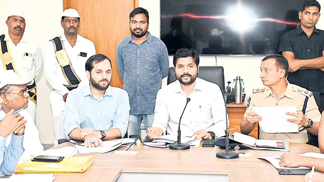 గ్రూప్‌-1 పరీక్షలు పకడ్బందీగా నిర్వహించాలి