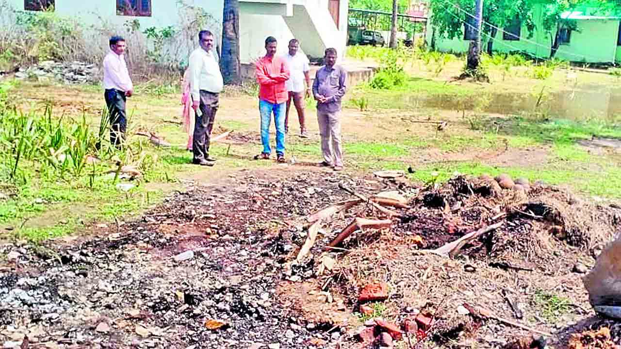 విధుల్లో నిర్లక్ష్యం వద్దు