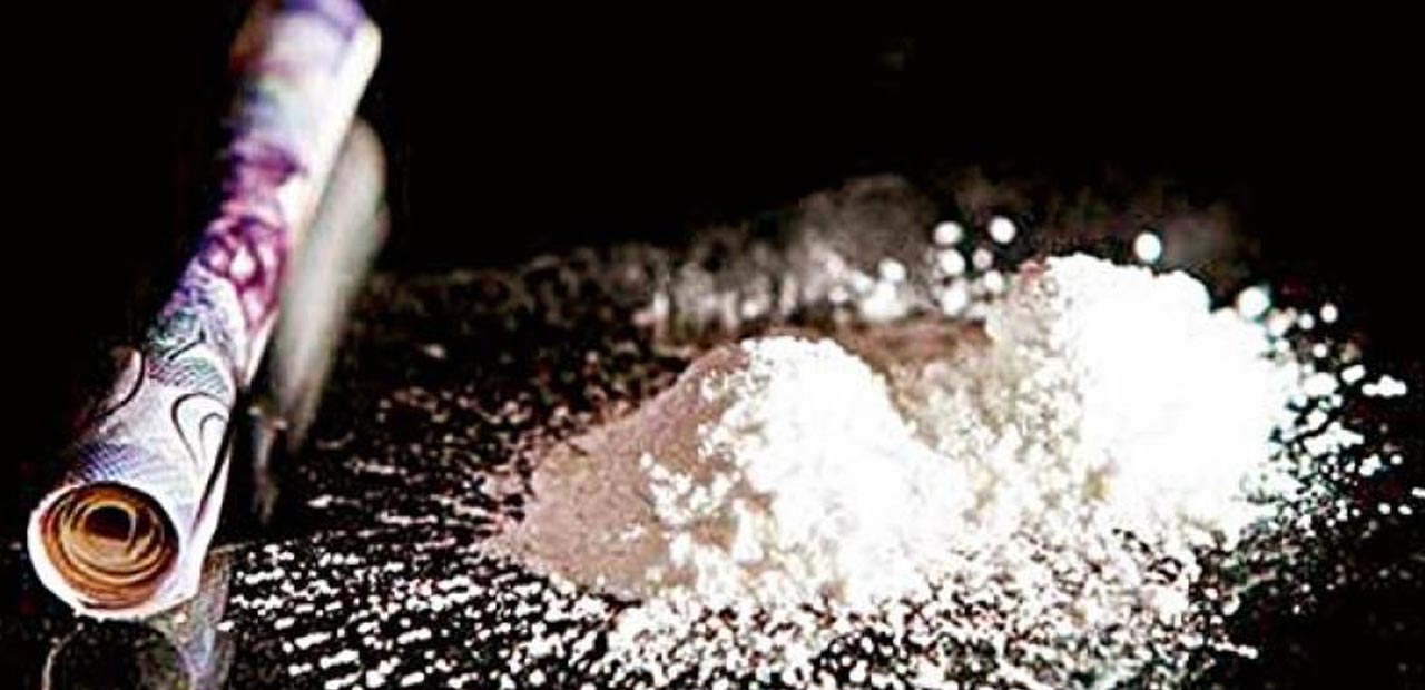 Drugs | డ్రగ్స్ తీసుకుంటున్న వారిపై నార్కోటిక్ పోలీసుల నిఘా..డ్రగ్స్ డిటెక్టివ్తో పరీక్షలు
