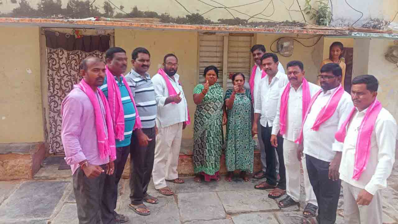 క్యామ మల్లేశ్‌ను భారీ మెజార్టీతో గెలిపించాలి