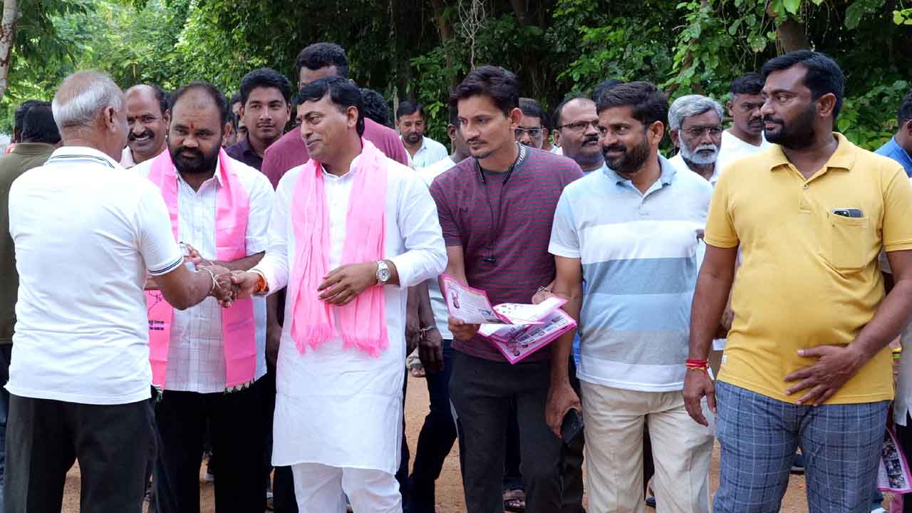 మొదటి ప్రాధాన్యత ఓటు వేసి గెలిపించాలి