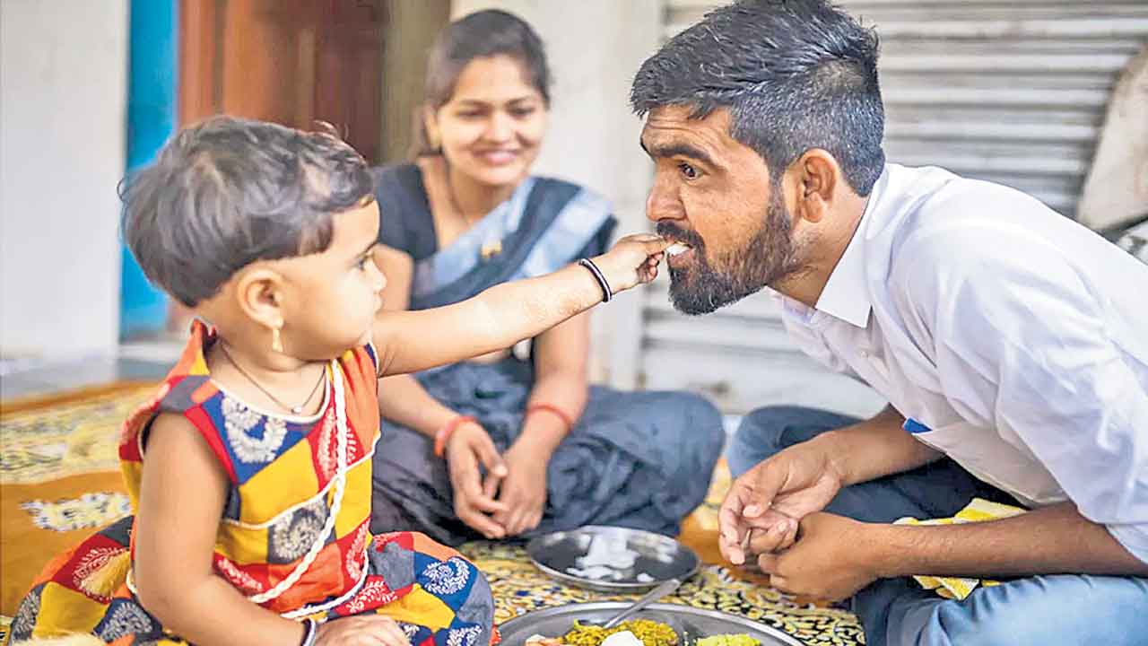 Fertility rate | పాపాయి నవ్వు కనిపించదేమి.. ప్రపంచ దేశాల్లో పడిపోతున్న సంతానోత్పత్తి రేటు..