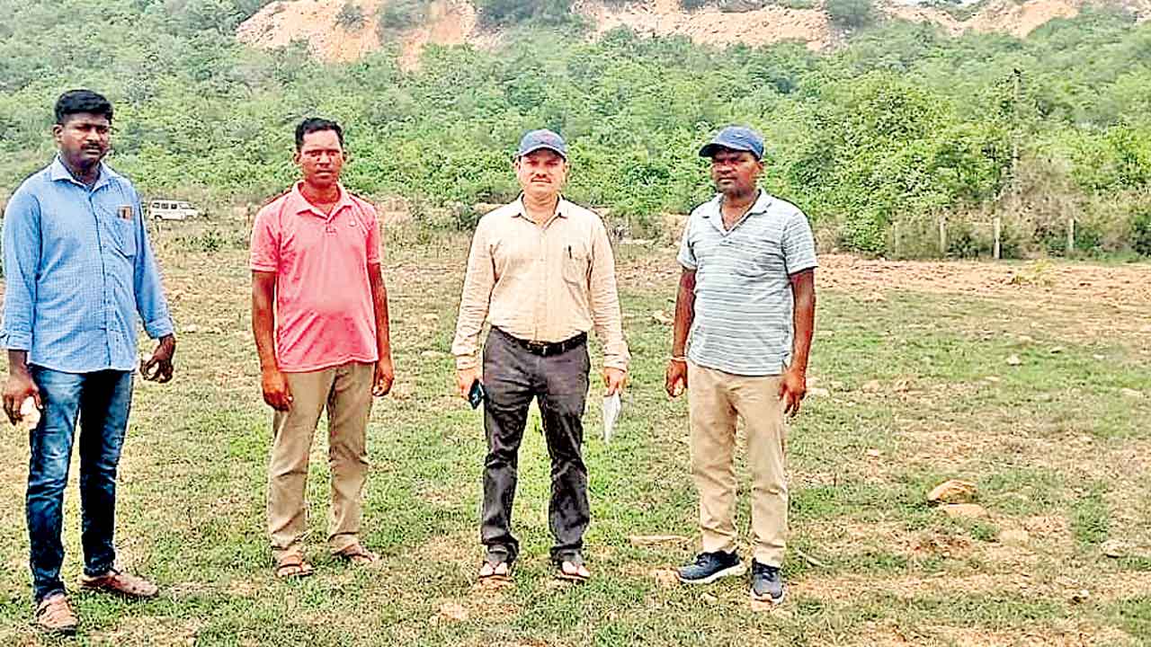 బెరైటీస్‌ గుట్టలను పరిరక్షిస్తాం