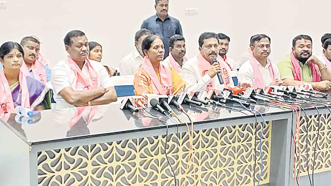 వినోద్‌కుమార్‌ను గెలిపించాలి