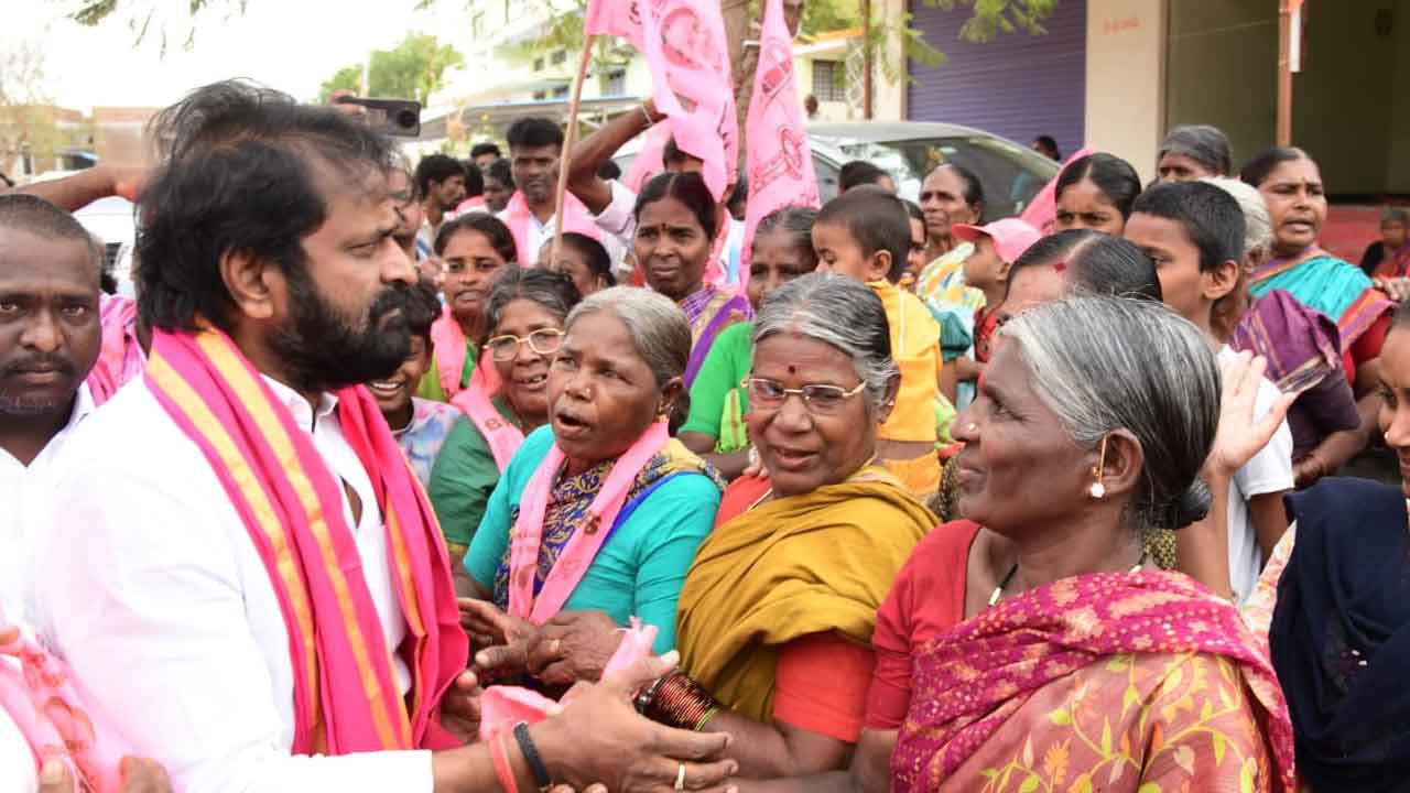 రుణమాఫీ ఎటుపాయె..