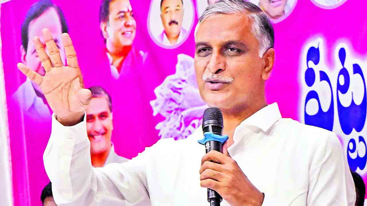 6 గ్యారెంటీలకు నెలలైనా దిక్కేలేదు