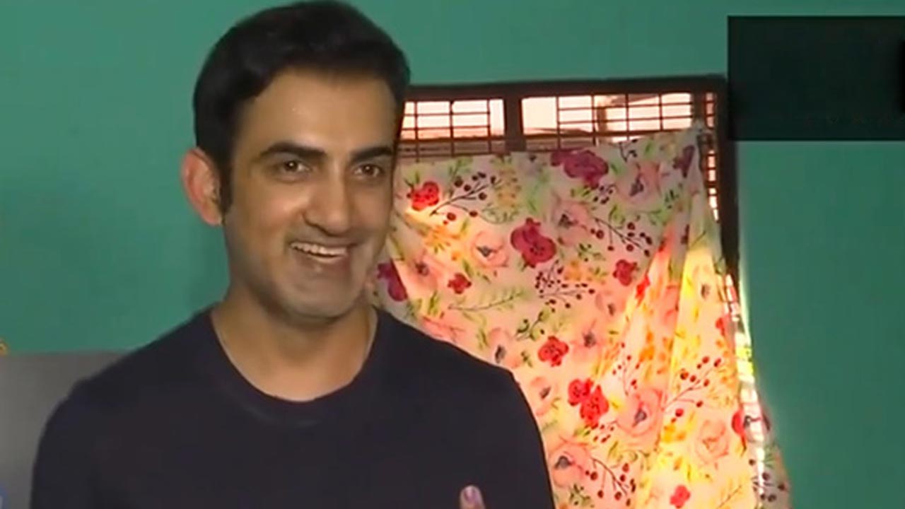 Gautam Gambhir | ఈస్ట్‌ ఢిల్లీలో ఓటేసిన క్రికెటర్‌ గౌతమ్‌ గంబీర్‌.. Video