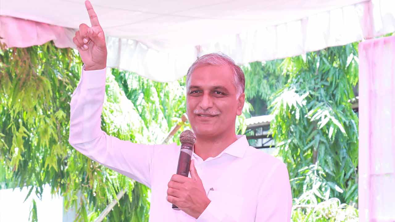 Harish Rao | రివర్స్‌గేర్‌లో కాంగ్రెస్‌ పాలన.. పెట్టుబడులురాక రియల్‌ కుదేల్‌: హరీశ్‌రావు